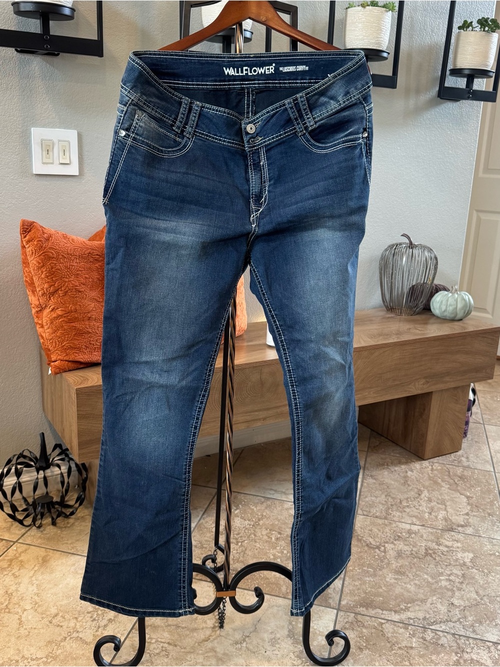 Wallflower Indigo Wide-Leg Jeans-Never Worn